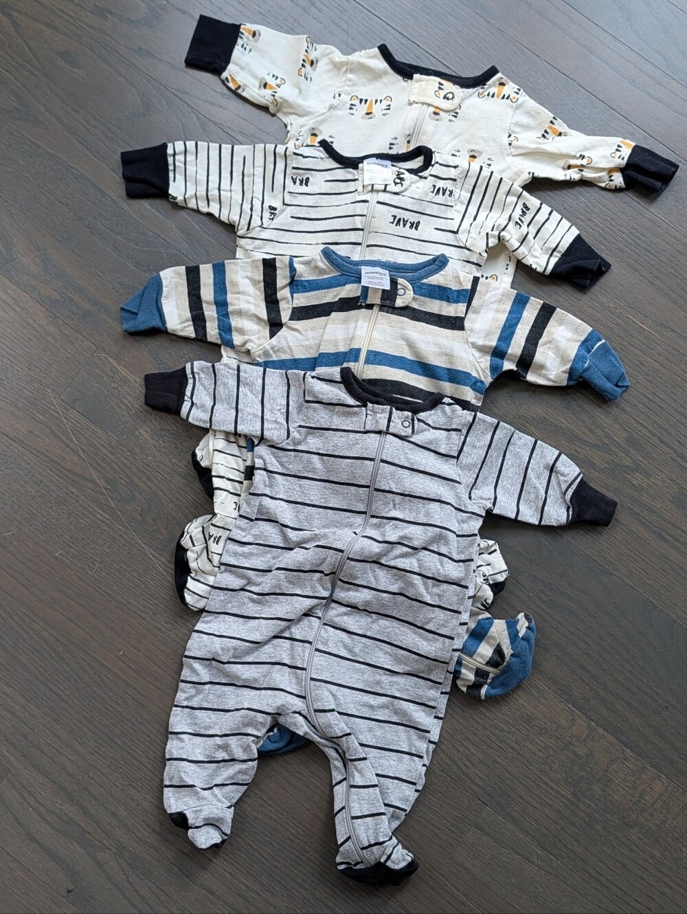 Onesies Baby Boy's 4-Pack Footed Sleep n Play Jumpsuits, Newborn